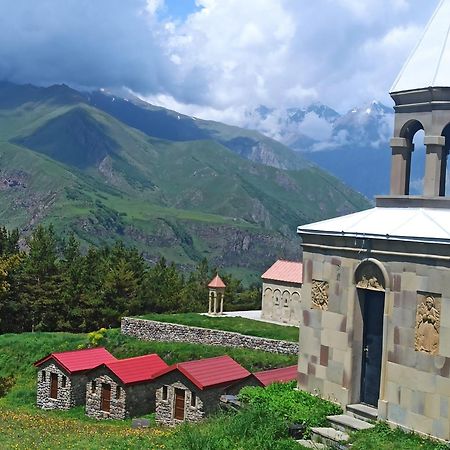 Crystal Kazbegi Stepantsminda Exterior foto