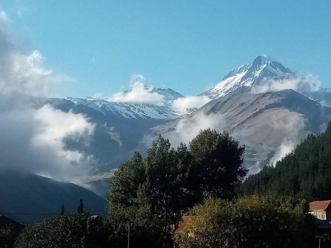 Crystal Kazbegi Stepantsminda Exterior foto