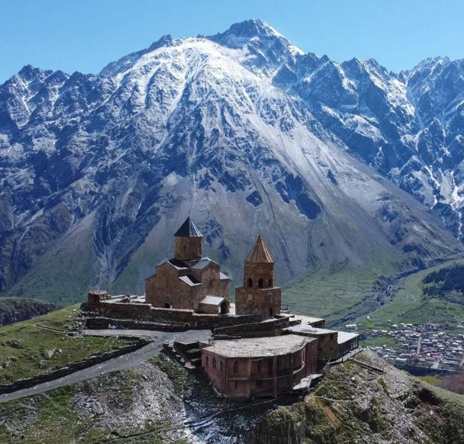 Crystal Kazbegi Stepantsminda Exterior foto