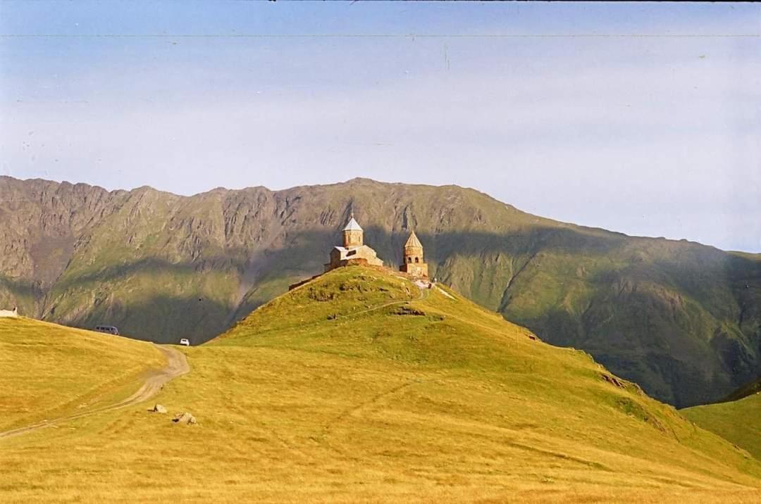 Crystal Kazbegi Stepantsminda Exterior foto